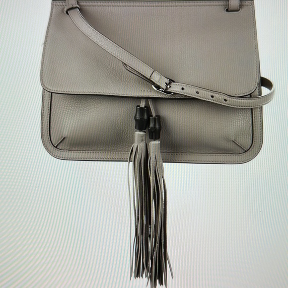 Gucci Handbags - Gucci medium Bamboo daily Flap Bag